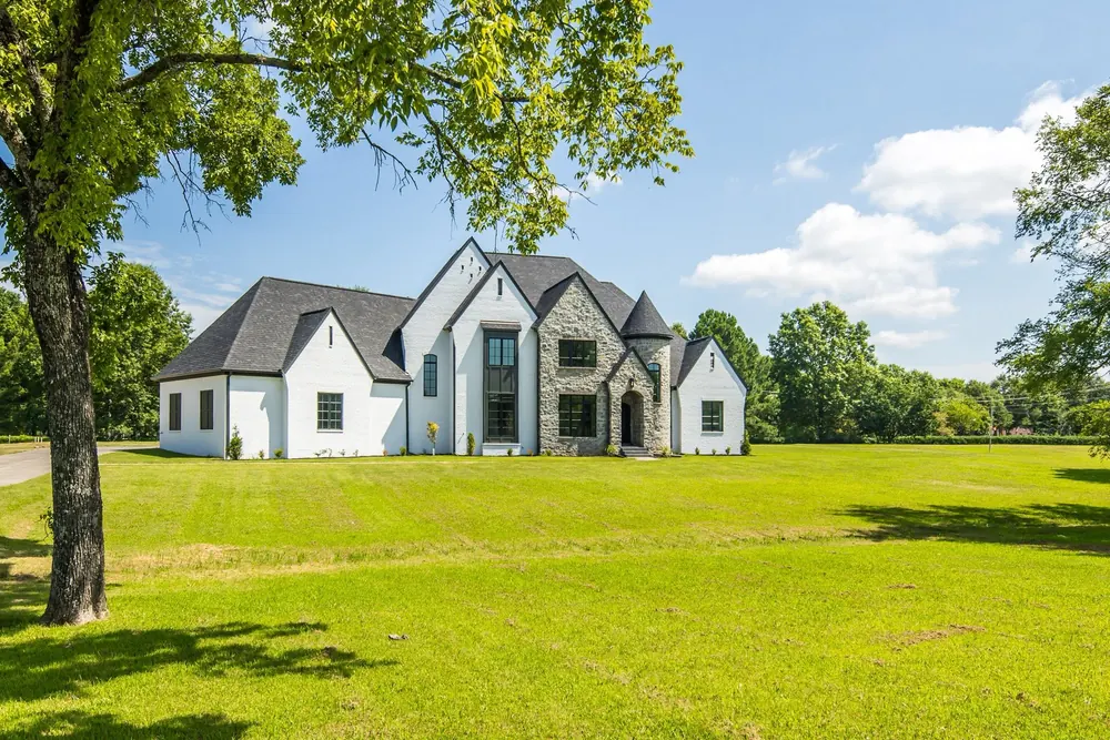 This home seen from outside